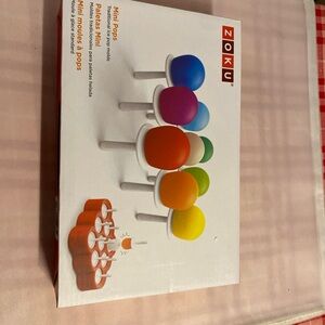 Blue and Purple Cake Pop Stands Kitchen Tools